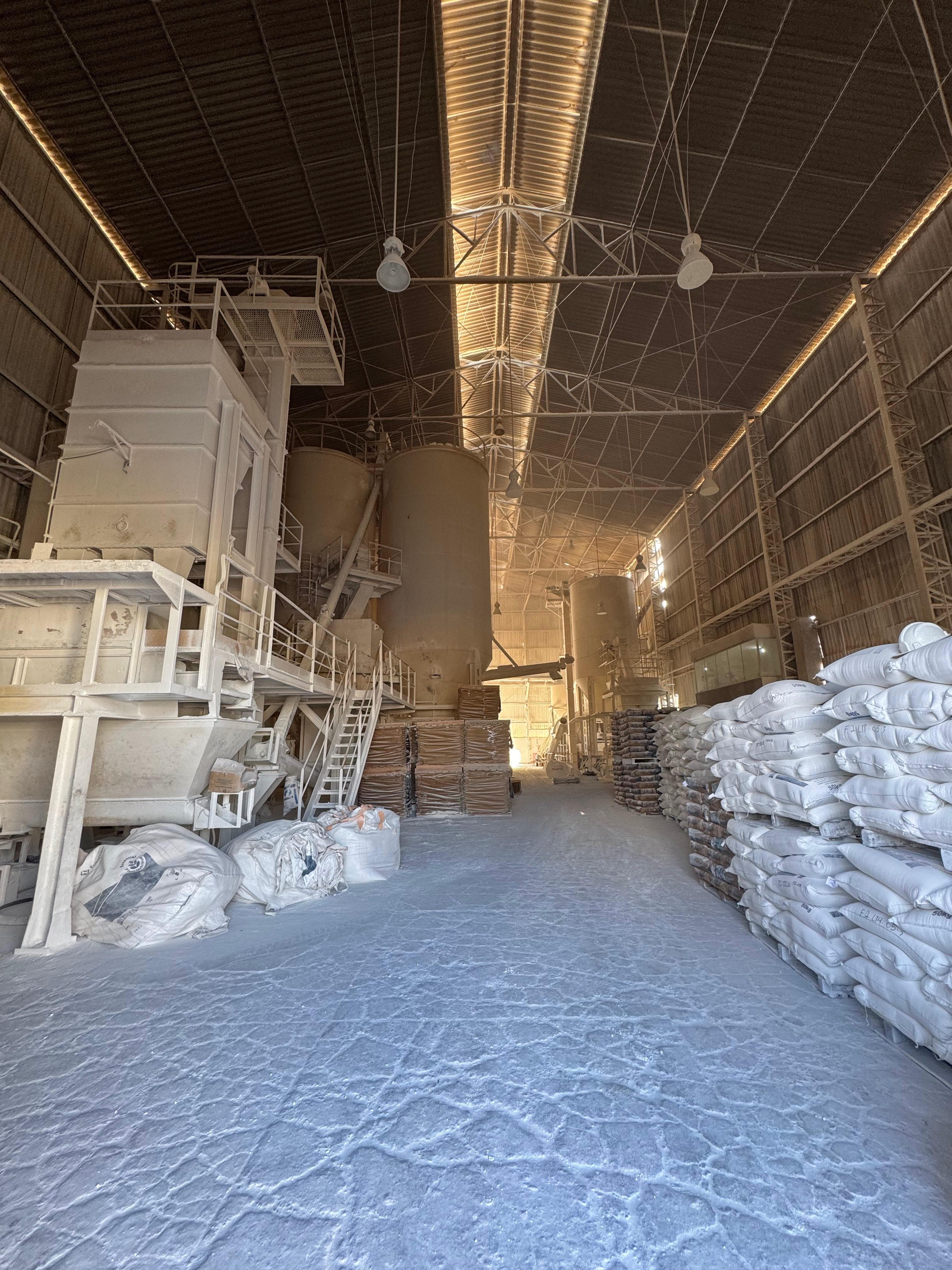 Fábrica INGENOR - Equipamentos e silos